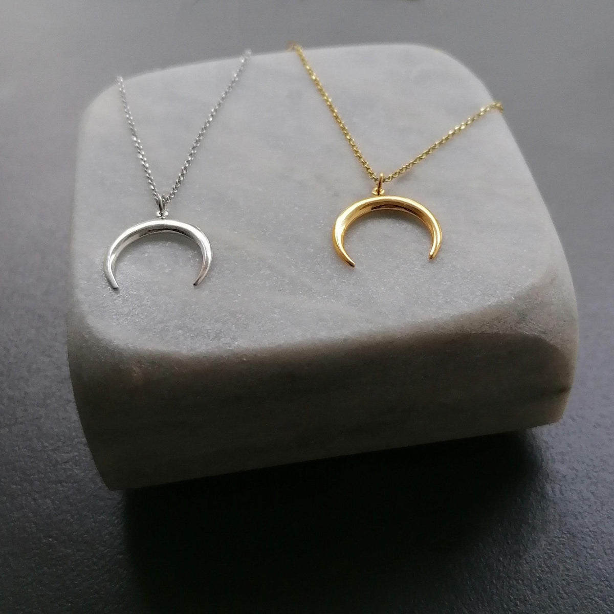 Double Horn Necklace | 14K Solid Gold Crescent Moon Pendant | Protection Charm, additional detail