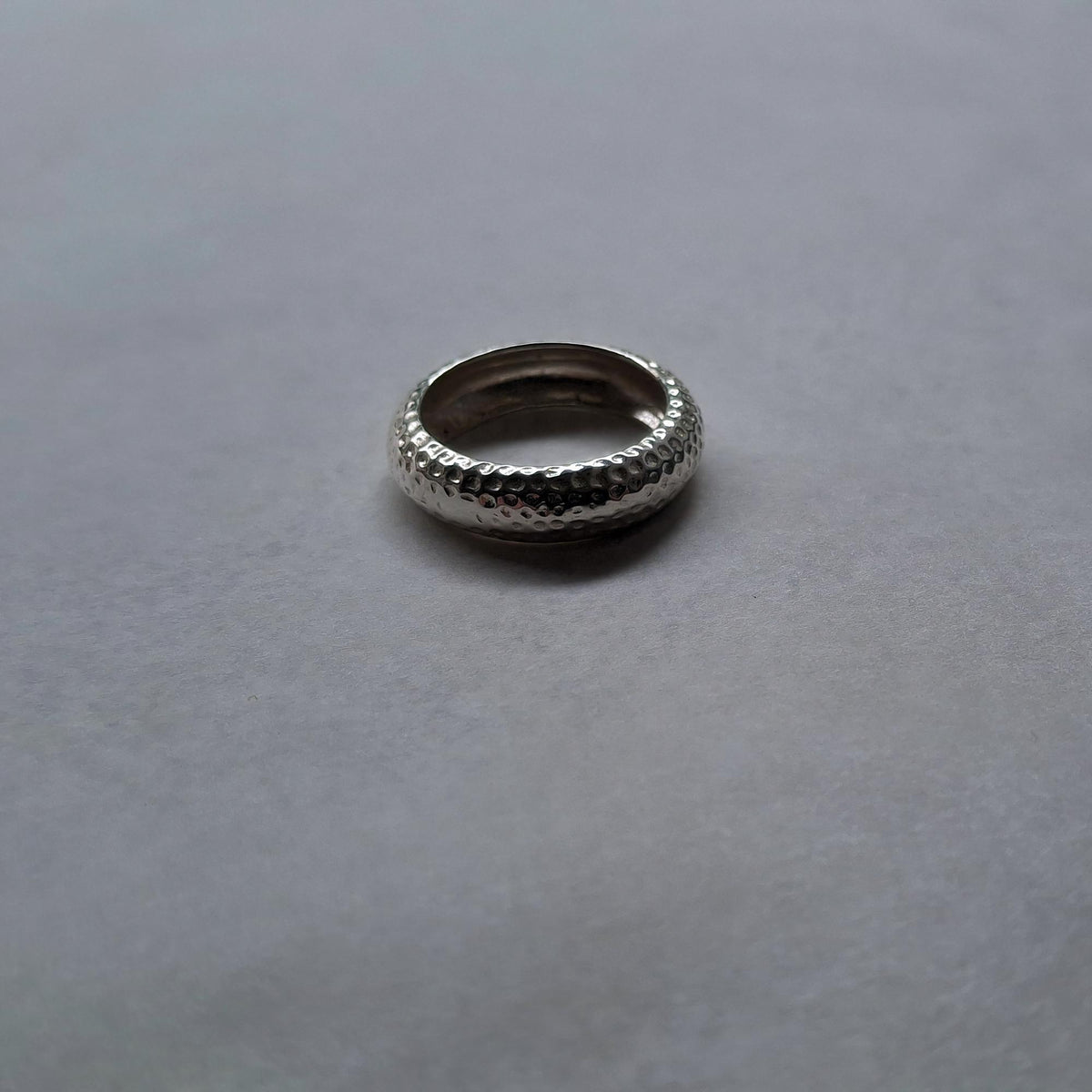 Exotic Reptile Print Ring | Shagreen Texture Band, close-up detail