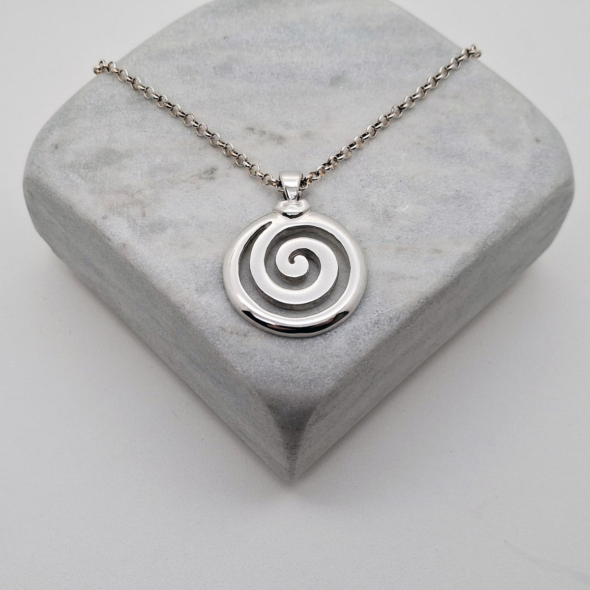 Spiral of Life Necklace | Celtic Growth Symbol Pendant | Gold Plated Transformation Talisman, additional detail