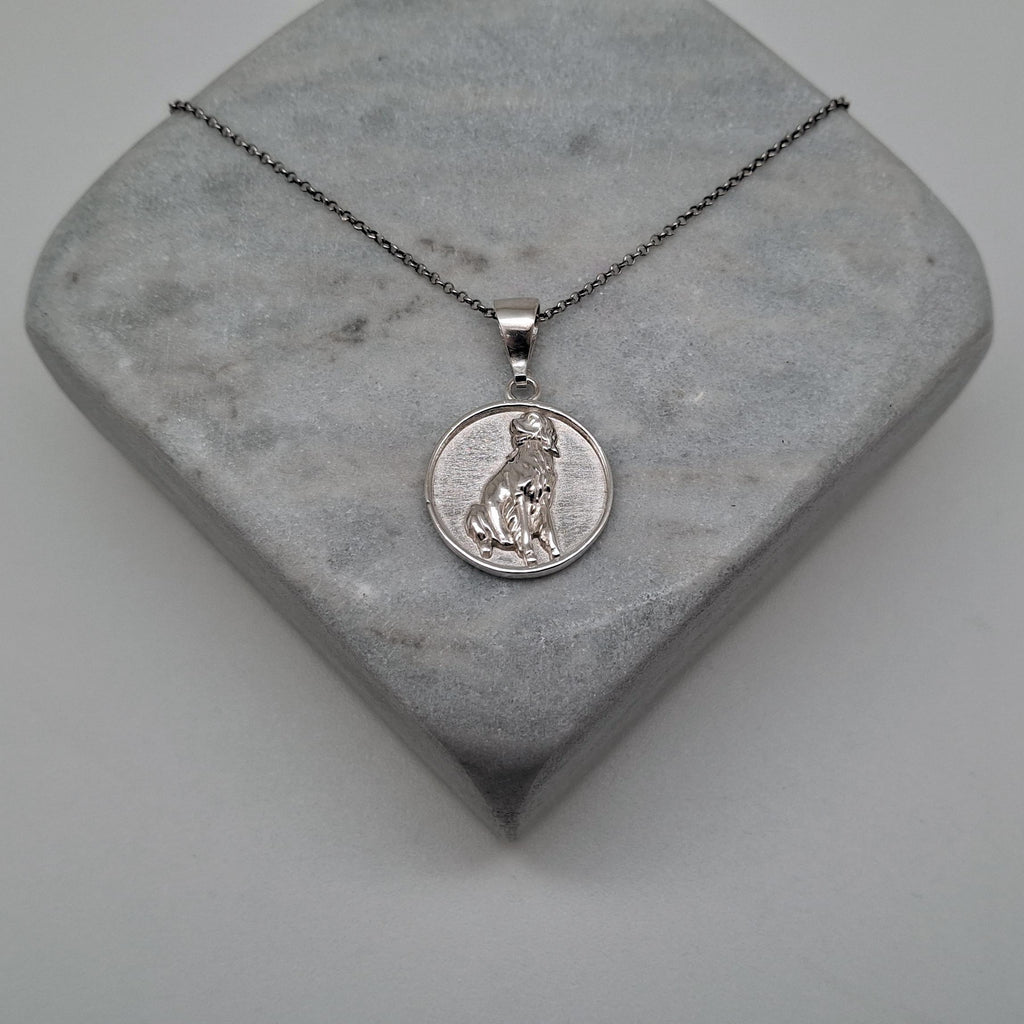 Labrador Retriever Medallion | Loyal Companion Talisman, additional detail