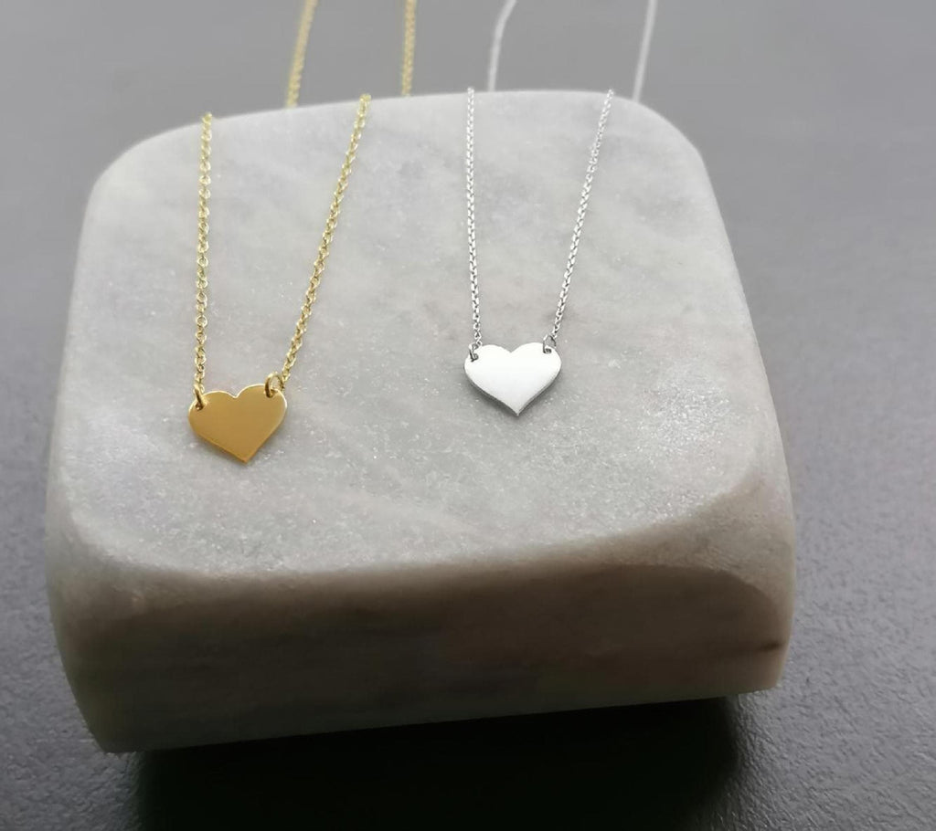 Minimalist Heart Necklace | Dainty Pendant, close-up detail