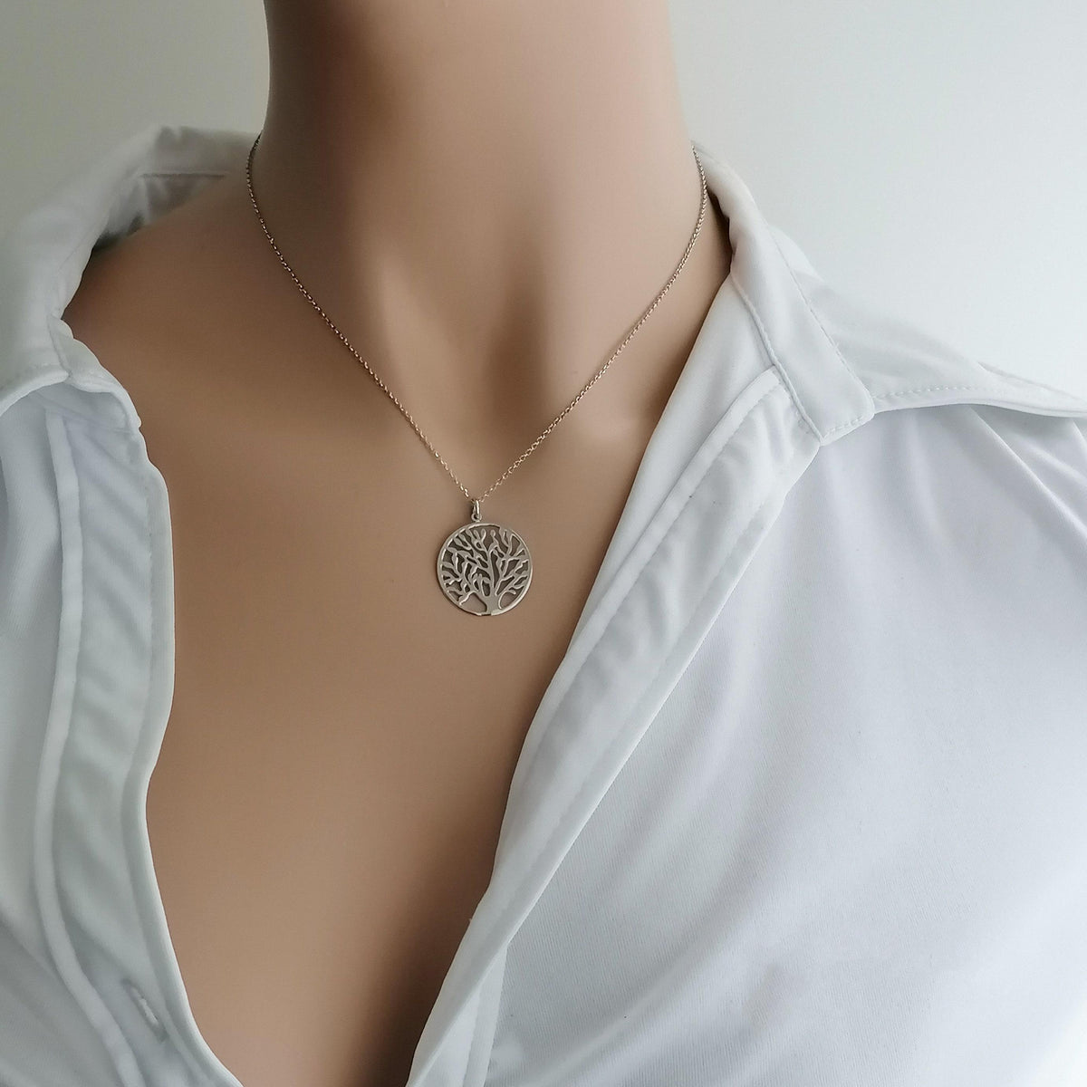 Tree of Life Necklace | Solid Gold Heritage Pendant | Family Roots Spiritual Jewelry, additional detail
