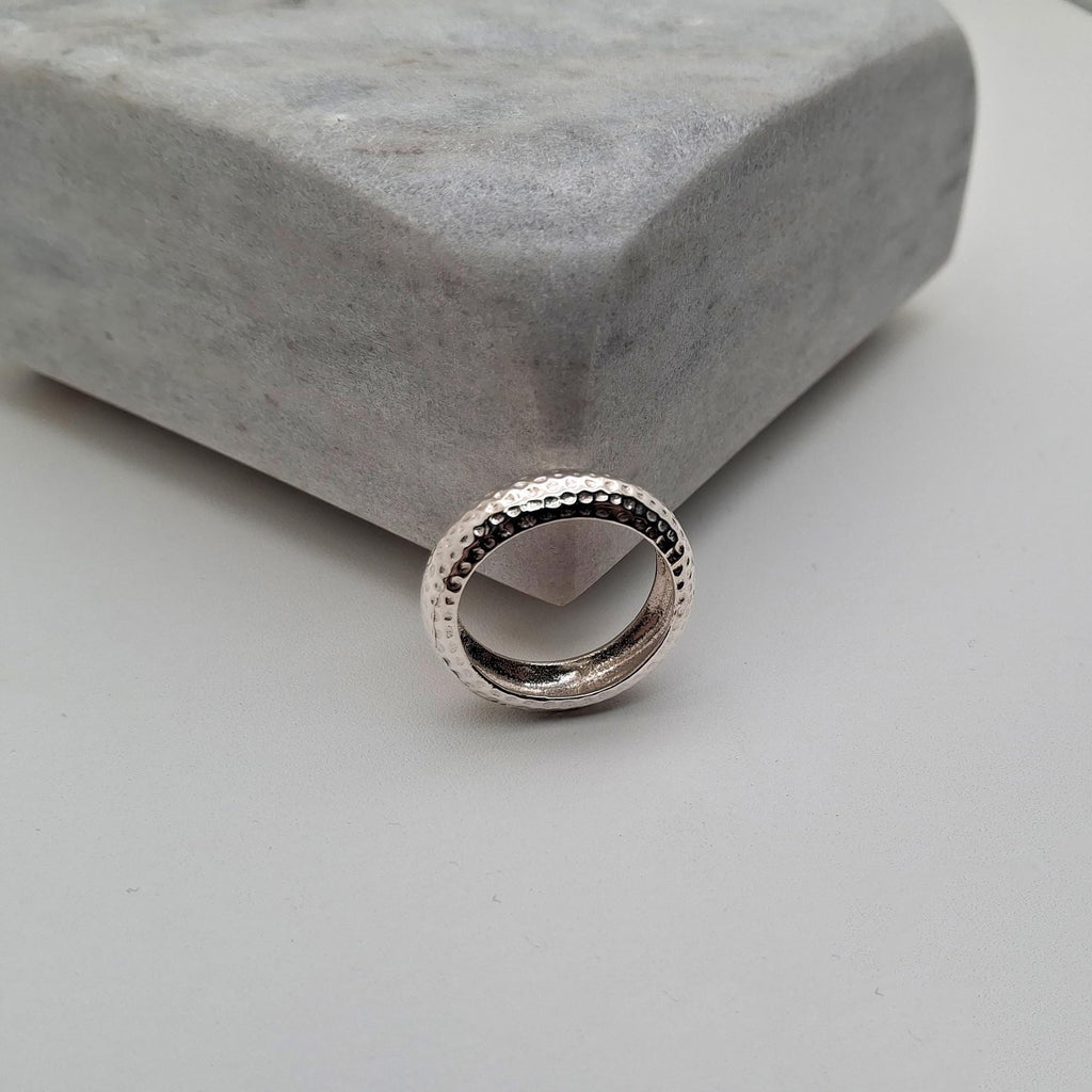 Exotic Reptile Print Ring | Shagreen Texture Band, alternate angle