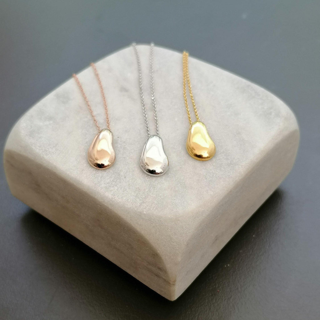 Solid Gold Pebble Necklace | Dainty Organic Fluid Charm | Minimalist River Stone Pendant, additional detail
