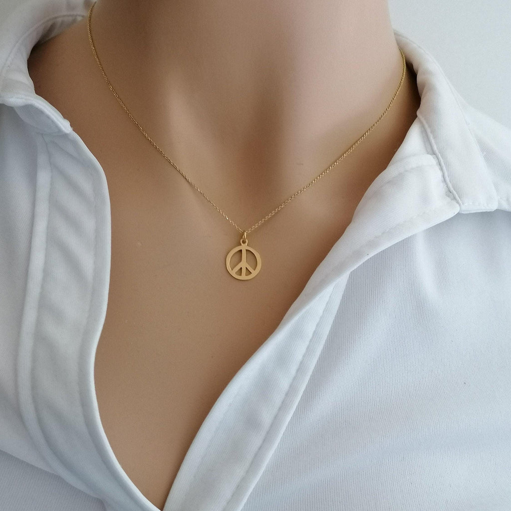 Dainty Peace Sign Necklace | Minimalist Serenity Talisman, front view